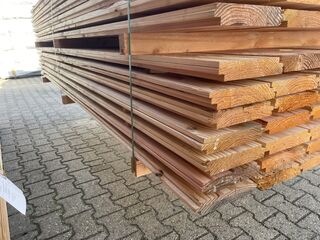 Ca. 84x Douglas Zweeds Rabat, 26x190mm, lengte 300cm